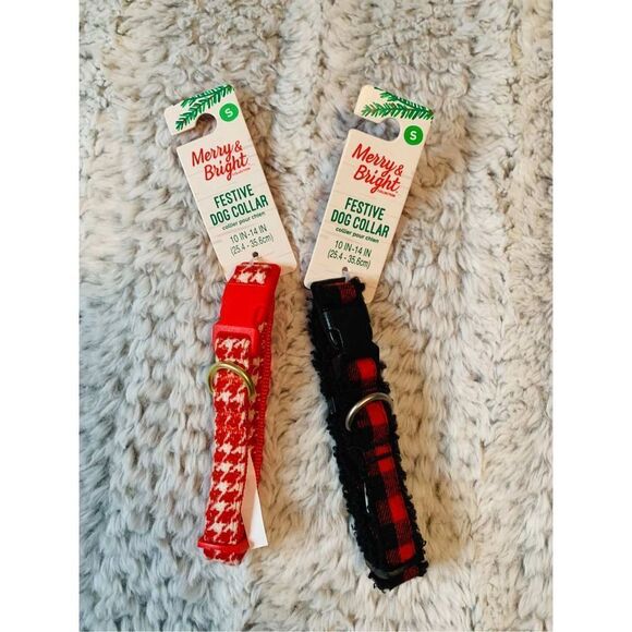 Merry Modes Other - Festive 2 Piece Dog Collar Set